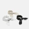 Pier One BANDANA UNISEX 3 PACK - Tuch - Black/white/beige 2 Pier One BANDANA UNISEX 3 PACK - Tuch - Black/white/beige -Günstiges Pier One Geschäft 07b97c3020c049de90779ce451692b29