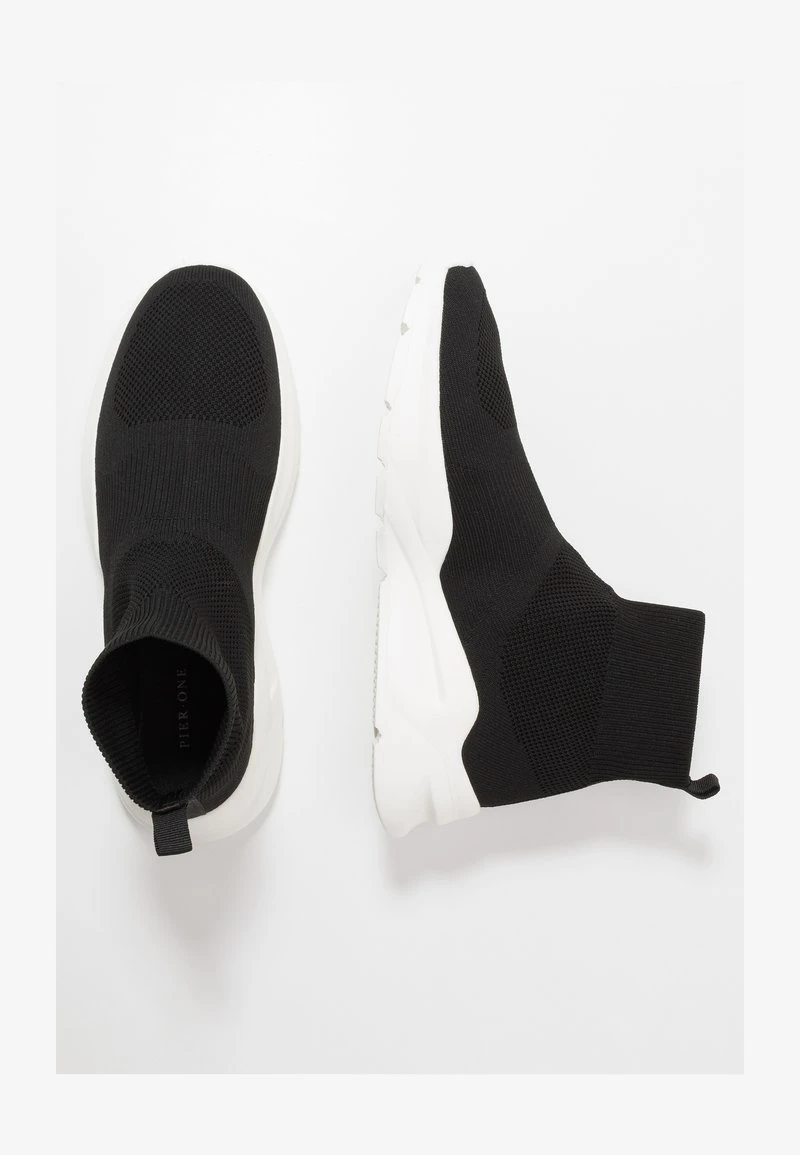 Sneaker high - black/white Pier One Sneaker High - Black/white -Günstiges Pier One Geschäft 10ccf7ff9f224e04a47124c133fa2a1f