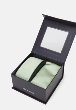 Pier One SET - Einstecktuch - Light Green 6 Pier One SET - Einstecktuch - Light Green -Günstiges Pier One Geschäft 186418c4632045a49f49be956c5a79e1