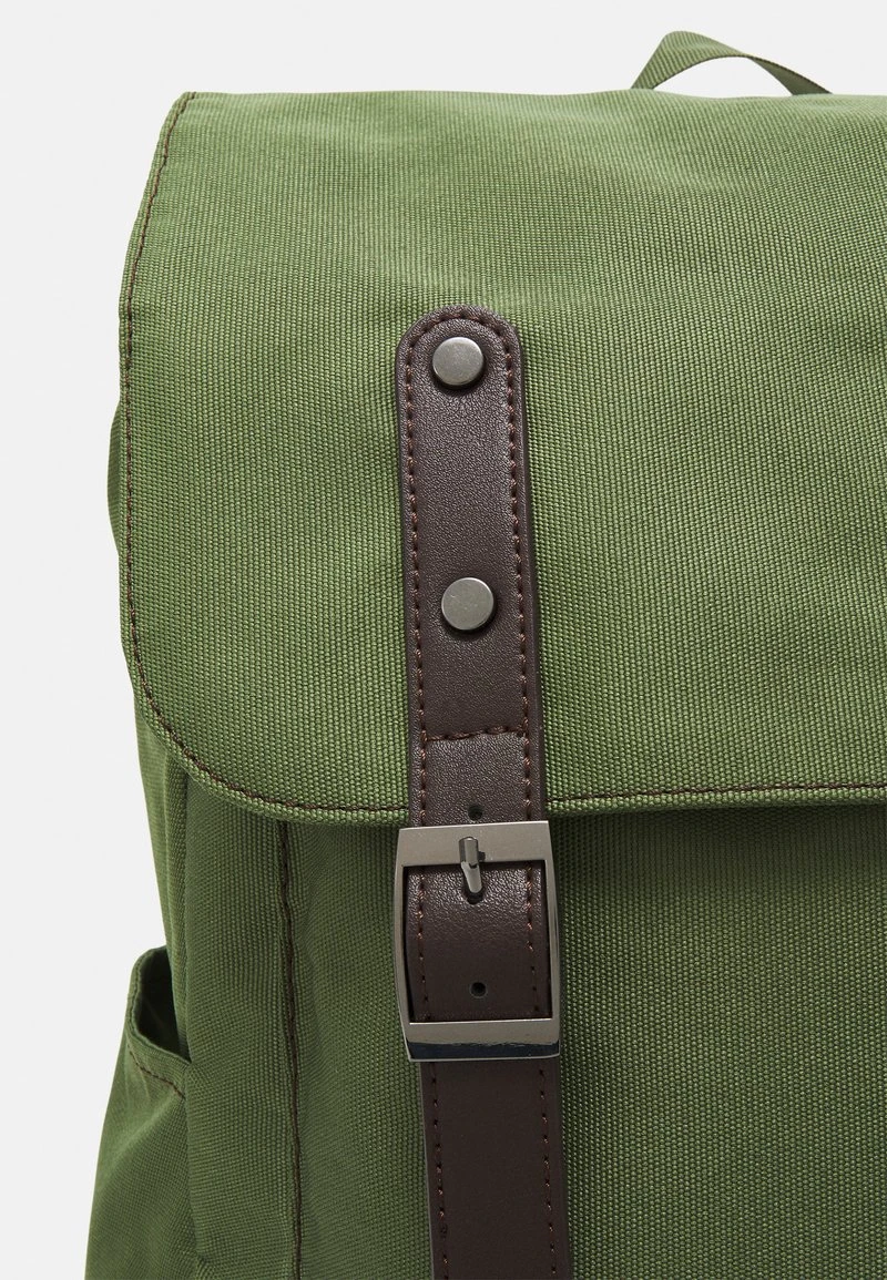 UNISEX - Tagesrucksack - khaki Pier One UNISEX - Tagesrucksack - Khaki -Günstiges Pier One Geschäft 21452781a3de49aa9fb1d43d7e01f299