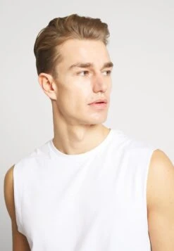 Pier One 3 PACK - T-Shirt Basic - Grey/white/black 7 Pier One 3 PACK - T-Shirt Basic - Grey/white/black -Günstiges Pier One Geschäft 21dde7acbf5b42698638ca153e5020d5