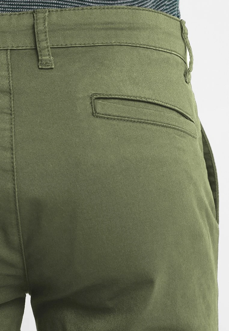 SLIM FIT CHINO - Chino - dark green Pier One SLIM FIT CHINO - Chino - Dark Green -Günstiges Pier One Geschäft 2c7f94b4933945ce953fdf69487b75eb