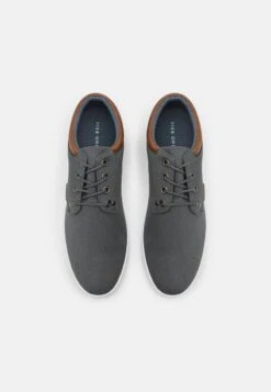 Pier One UNISEX - Sneaker Low - Grey 5 Pier One UNISEX - Sneaker Low - Grey -Günstiges Pier One Geschäft 300f1aa95a2a4579b4a07e57470c9afc