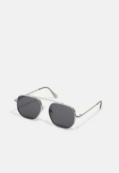 Pier One UNISEX - Sonnenbrille - Silver-coloured, Black 7 Pier One UNISEX - Sonnenbrille - Silver-coloured, Black -Günstiges Pier One Geschäft 4ac756a90d1641d7b0579f1c754b2570 3