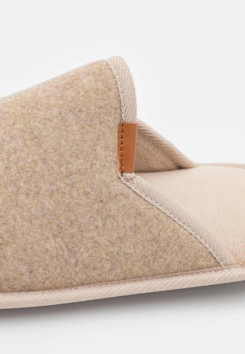 Hausschuh - beige Pier One Hausschuh - Beige -Günstiges Pier One Geschäft 4bb8e183218649be8d160cd154643fa0