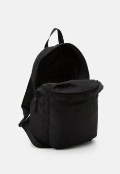 Pier One Tagesrucksack - Black -Günstiges Pier One Geschäft 5857bf9f87bd4921afcc6369b3f34f5d