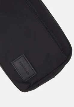 Pier One UNISEX - Kosmetiktasche - Black 5 Pier One UNISEX - Kosmetiktasche - Black -Günstiges Pier One Geschäft 5ecd591da0554c28a37b88635d752b7a