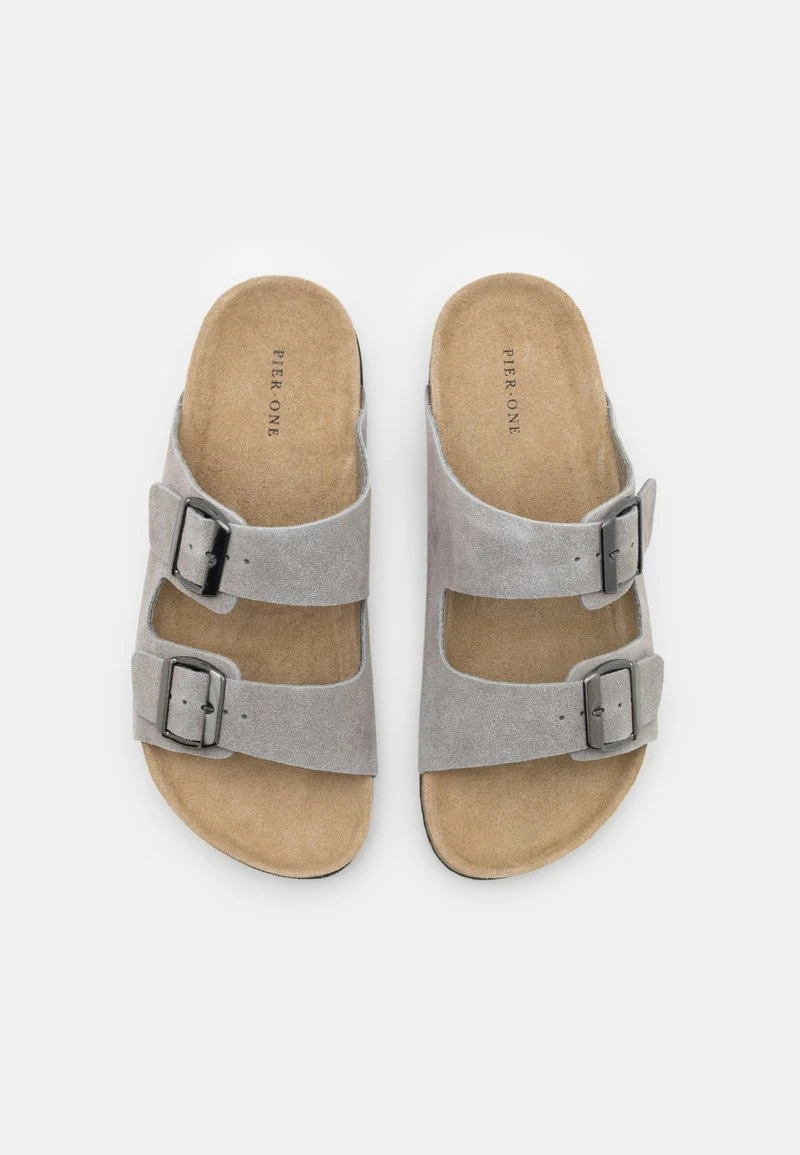 LEATHER UNISEX - Pantolette flach - grey Pier One LEATHER UNISEX - Pantolette Flach - Grey -Günstiges Pier One Geschäft 6e172422b00e484a8ac21c5f565af9d6