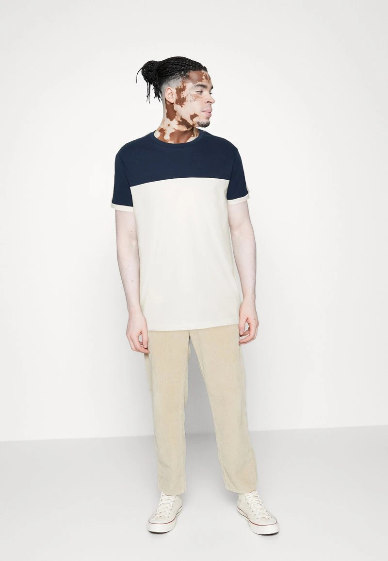 T-Shirt print - dark blue/white Pier One T-Shirt Print - Dark Blue/white -Günstiges Pier One Geschäft 785d216ee66b40f69492c347edc25345