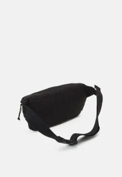 Günstiges Pier One Geschäft -Günstiges Pier One Geschäft 793cb4a9cda944b8bfd0ef93276de8f8