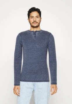 Pier One Langarmshirt - Blue -Günstiges Pier One Geschäft 833052deb0aa46d0870984e90a08601d 1