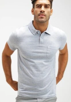 Pier One Poloshirt - Light Blue Melange 7 Pier One Poloshirt - Light Blue Melange -Günstiges Pier One Geschäft a0a28f1b73bc4555a573df967148c42b 1