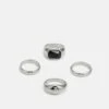 Pier One 4 PACK - Ring - Silver-coloured 1 Pier One 4 PACK - Ring - Silver-coloured -Günstiges Pier One Geschäft aeadc63877f447f29230d35189ec1dd8