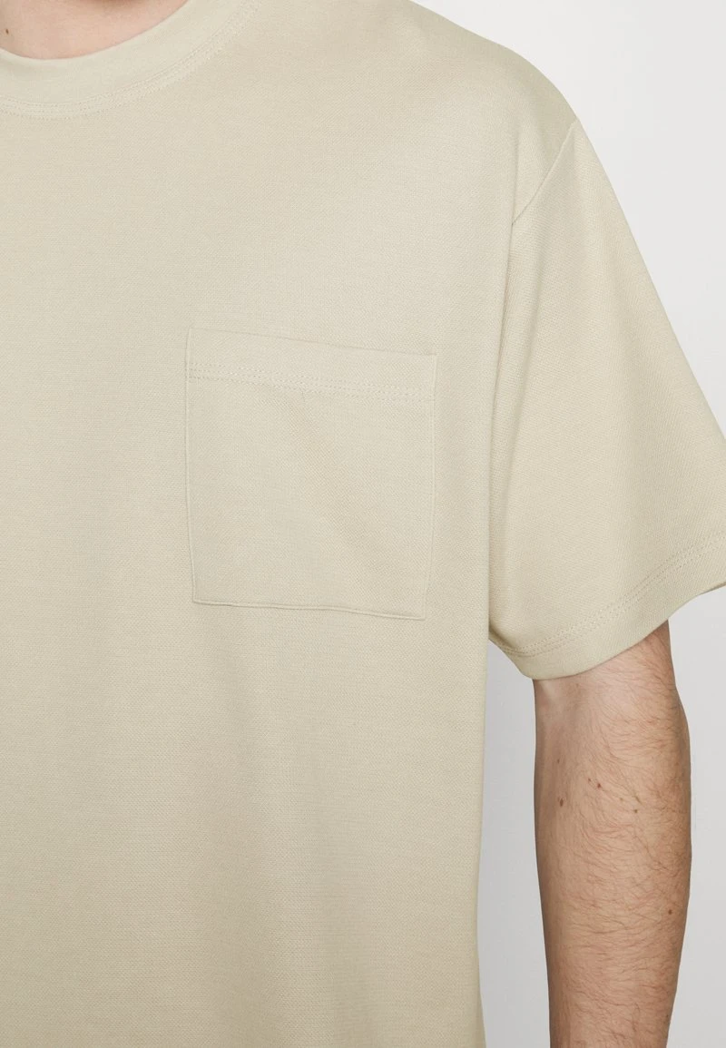 T-Shirt basic - beige Pier One T-Shirt Basic - Beige -Günstiges Pier One Geschäft af8149f997a441459f465ac3afd75f15