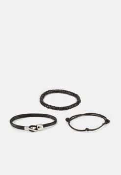 Pier One SET - Uhr - Black -Günstiges Pier One Geschäft b0f469a7519f433387fdcd22fdfd31fe