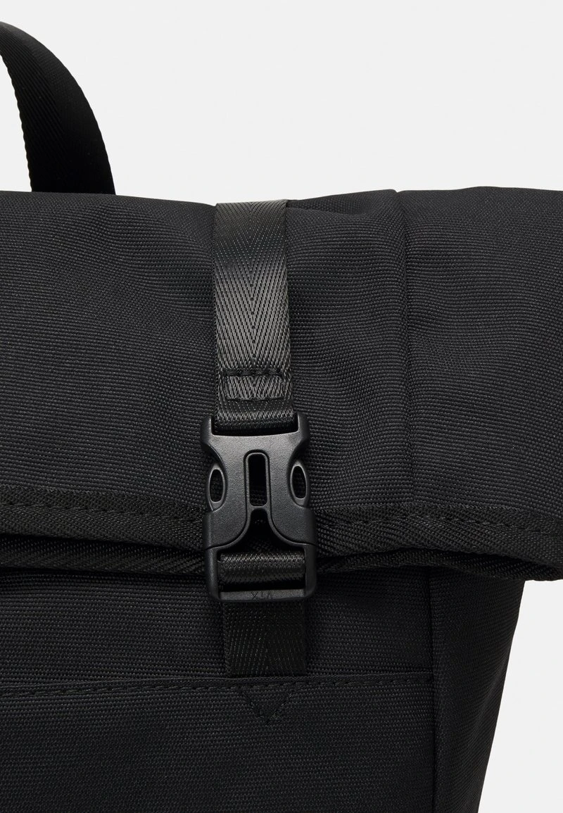 UNISEX - Tagesrucksack - brown/black Pier One UNISEX - Tagesrucksack - Brown/black -Günstiges Pier One Geschäft bbb2c58f5e24401eb9a9cf8435c8ec27