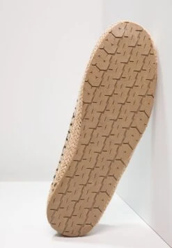 Pier One Espadrille - Grey -Günstiges Pier One Geschäft bd07e57455dd4f73a673b9ee028740f1