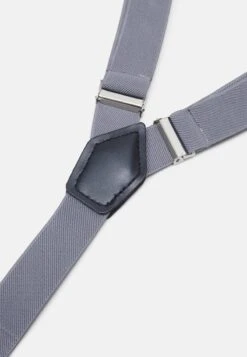 Pier One SET - Sonstige Accessoires - Grey 6 Pier One SET - Sonstige Accessoires - Grey -Günstiges Pier One Geschäft c16c906ae6e54cdb9fadbe21a76974f1