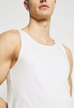 Pier One 3 PACK - Unterhemd/-shirt - Dark Blue/bordeaux/off-white -Günstiges Pier One Geschäft c32f9d44cb1a471bbb0689af118d570f