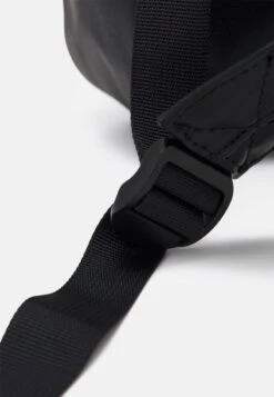 Pier One Tagesrucksack - Black -Günstiges Pier One Geschäft c3c19a965cd749d685f581c9c42d093a