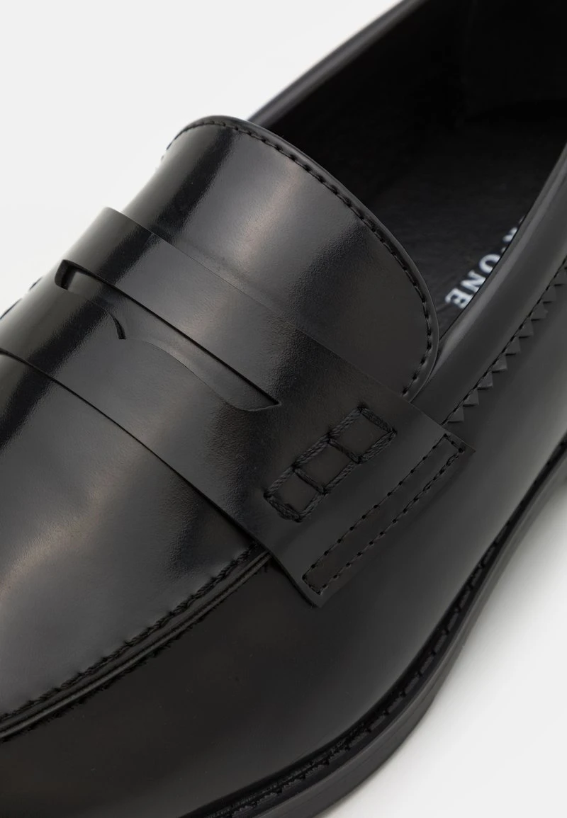 Slipper - black Pier One Slipper - Black -Günstiges Pier One Geschäft c5e34df4ddc54faea70ae060d15a9786