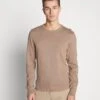 Pier One BASIC CREWNECK - Strickpullover - Mottled Beige 1 Pier One BASIC CREWNECK - Strickpullover - Mottled Beige -Günstiges Pier One Geschäft cc4d98d60e7a447cbbb2e3da965107ff