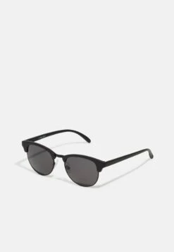 Pier One UNISEX - Sonnenbrille - Black/green 7 Pier One UNISEX - Sonnenbrille - Black/green -Günstiges Pier One Geschäft d41e2edf45ee4a51aed6652bede5d74a