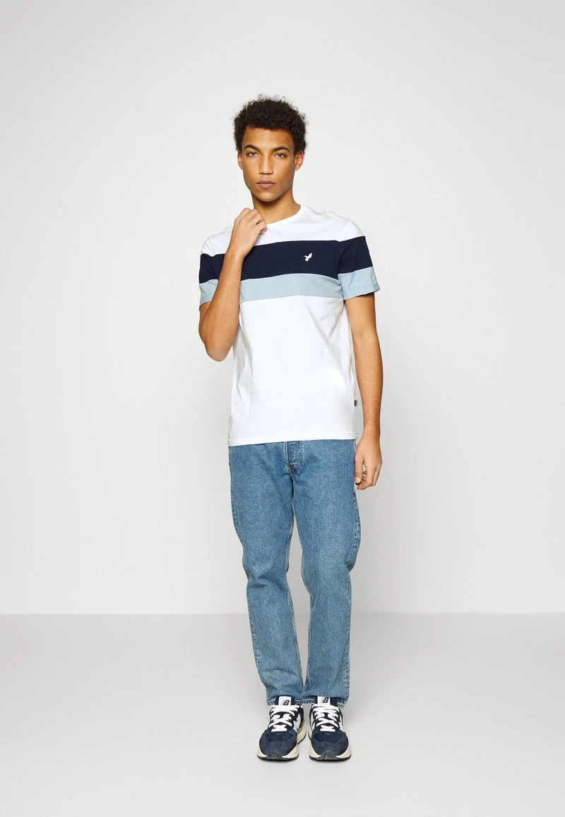 T-Shirt print - white/blue Pier One T-Shirt Print - White/blue -Günstiges Pier One Geschäft d48abe9a53a6466cb337acdf0bfb62bd