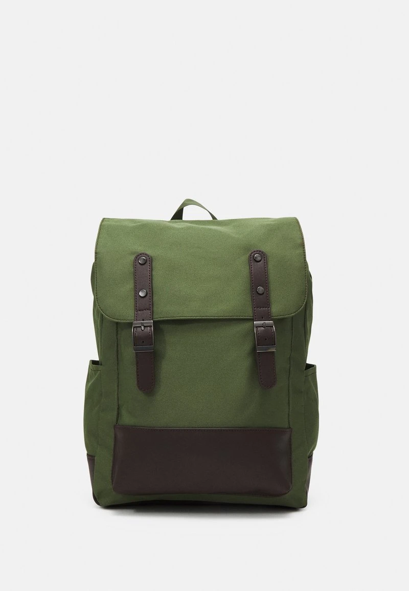 UNISEX - Tagesrucksack - khaki Pier One UNISEX - Tagesrucksack - Khaki -Günstiges Pier One Geschäft d8e905acd8554ee4b1e0748be4bb8530 1