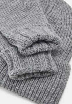 Pier One SET - Mütze - Grey 5 Pier One SET - Mütze - Grey -Günstiges Pier One Geschäft e50e53f6a53e4867a382c1ae80f58312