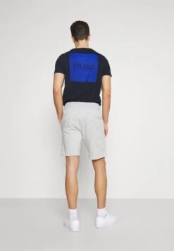 Pier One 2 PACK - Shorts - Mottled Light Grey/dark Blue -Günstiges Pier One Geschäft e60f7b3fdabf4ebdaf4ab507e95d2596