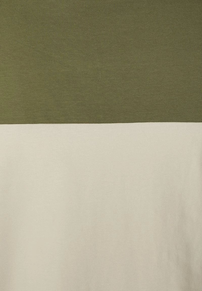 T-Shirt print - khaki/off-white Pier One T-Shirt Print - Khaki/off-white -Günstiges Pier One Geschäft e83e9956ee1a4aabbba823f7c40143d9