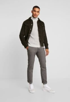 Günstiges Pier One Geschäft -Günstiges Pier One Geschäft f235db7263944de8a0e5e43098d35a90