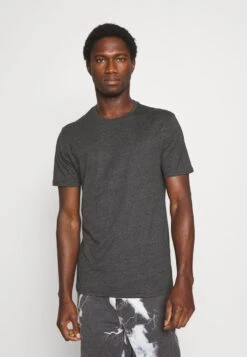 Pier One 3 PACK - T-Shirt Basic - Black/mottled Dark Grey/bordeaux 5 Pier One 3 PACK - T-Shirt Basic - Black/mottled Dark Grey/bordeaux -Günstiges Pier One Geschäft fbb1fa11fda54722bafd9df33f46d342